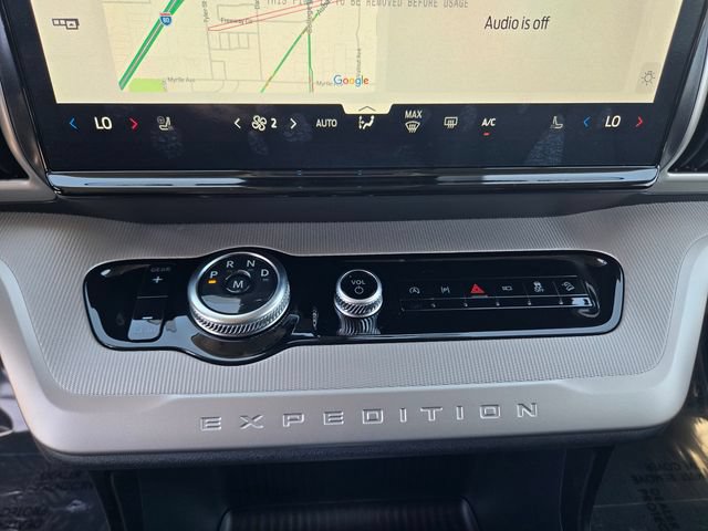 New 2026 Ford Expedition Active AWD/4WD image 18