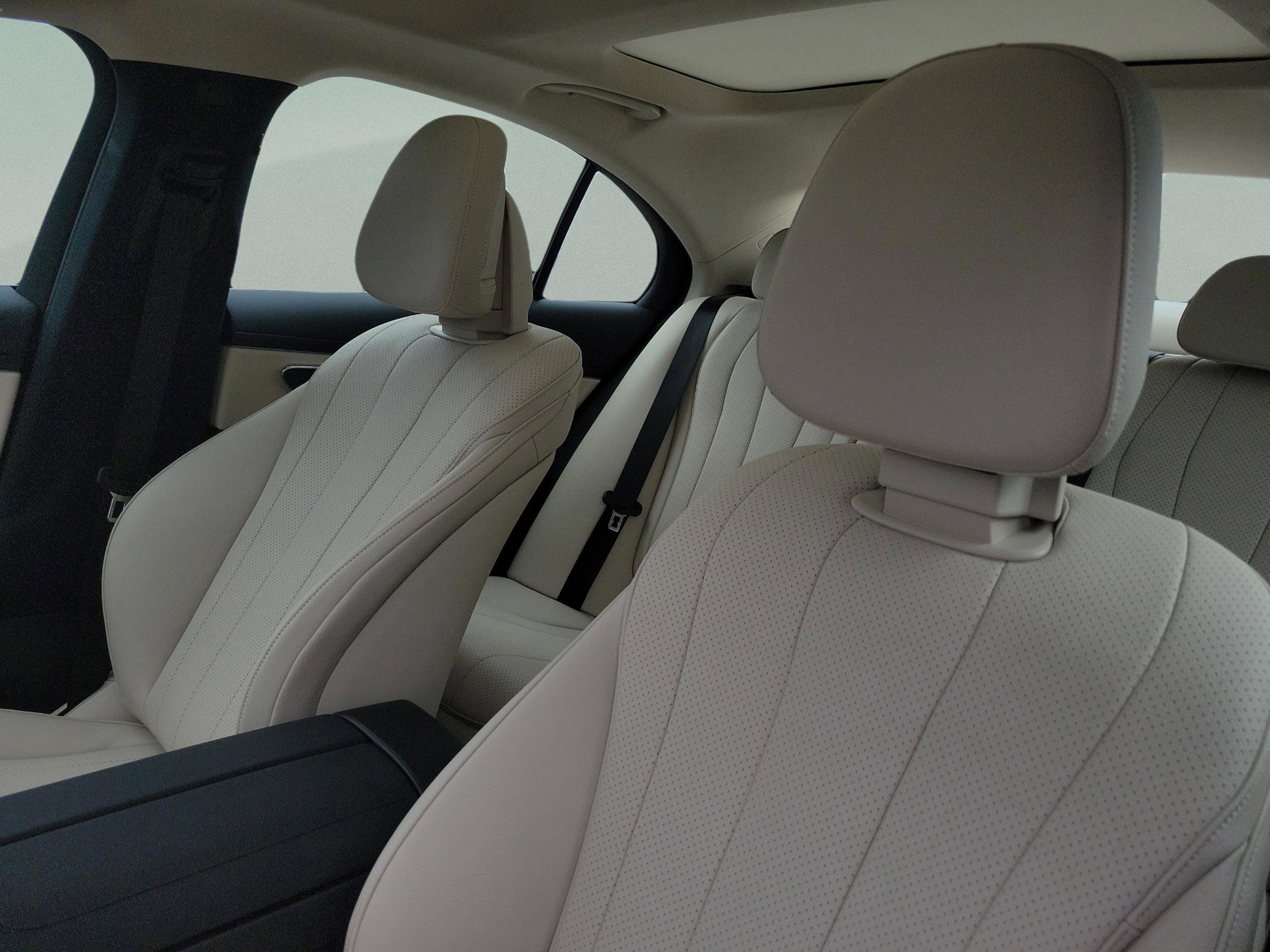 Certified 2025 Mercedes-Benz E 350 Sedan image 22