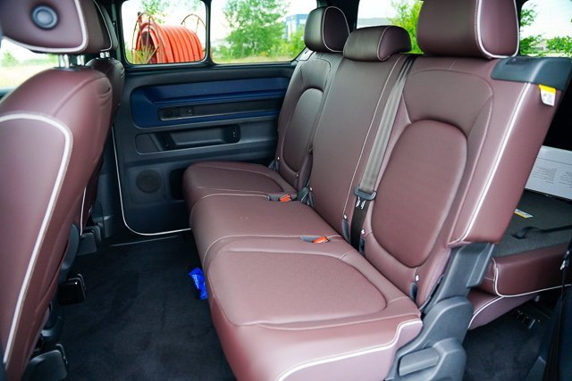 New 2025 Volkswagen ID. Buzz Pro S image 19