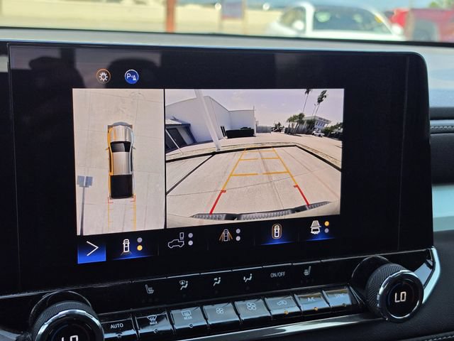 Used 2023 Chevrolet Colorado LT w/ LT Convenience Package II RWD image 24