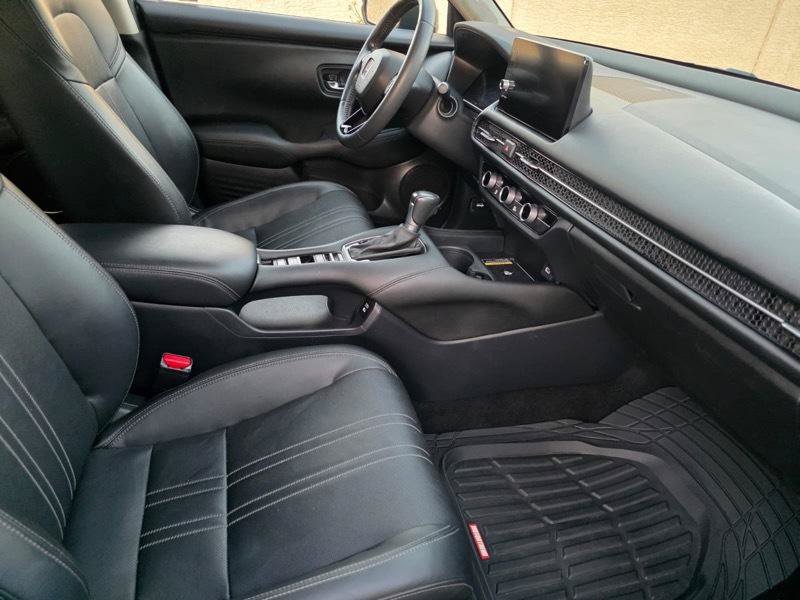 Used 2024 Honda HR-V EX-L image 11