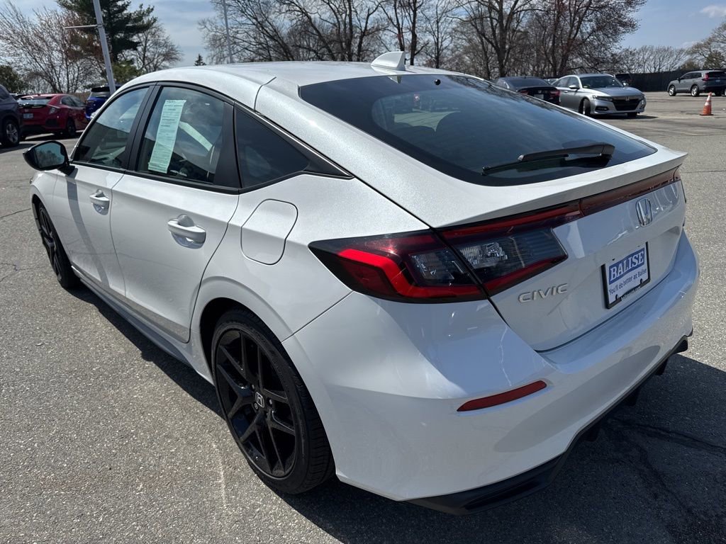 Used 2025 Honda Civic Sport image 4
