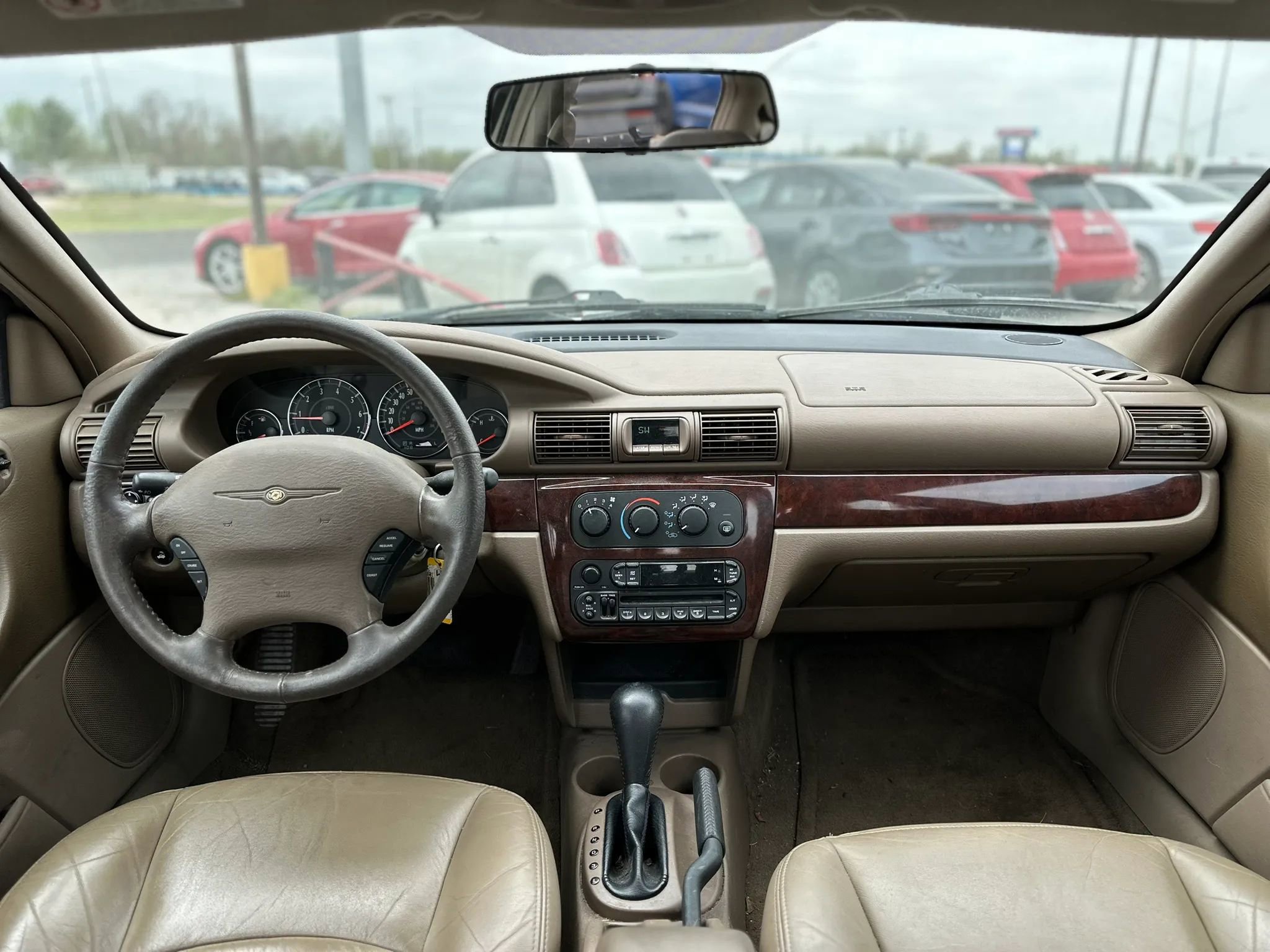 Used 2002 Chrysler Sebring LXi image 12