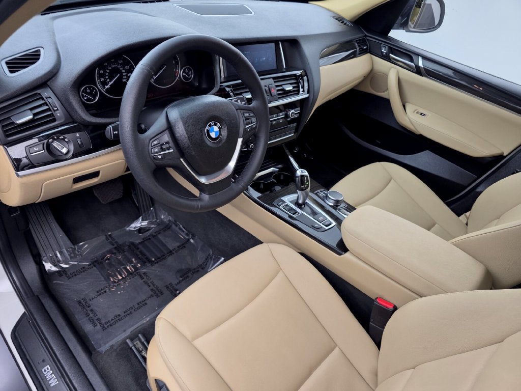 Used 2017 BMW X3 sDrive28i RWD image 10