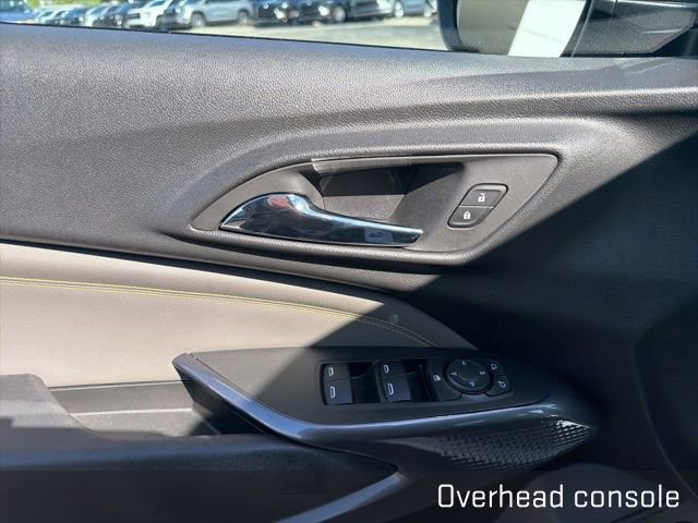 Used 2025 Chevrolet Trax ACTIV w/ Sunroof Package FWD image 28