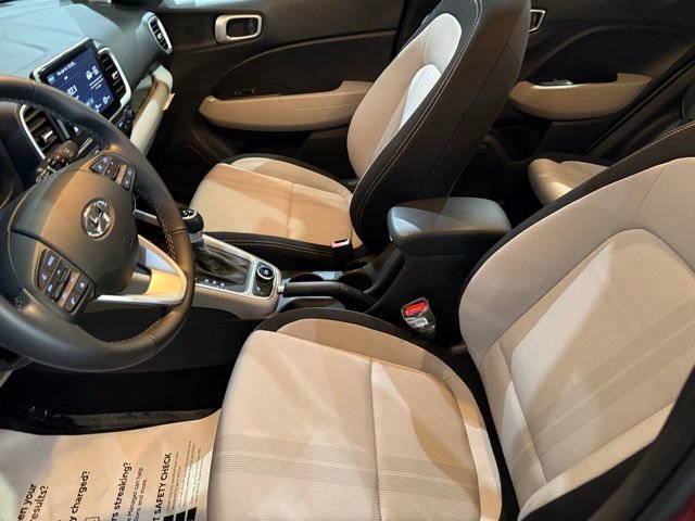 New 2026 Hyundai Venue SEL FWD image 10