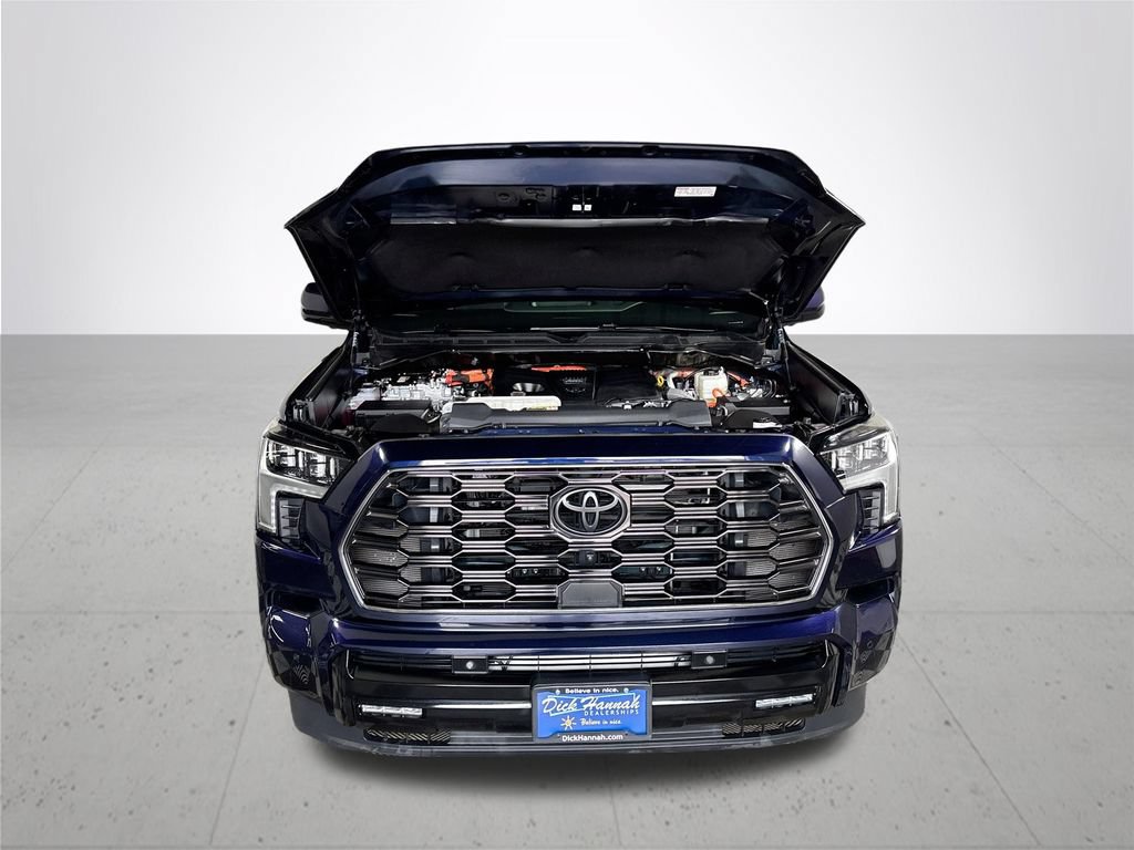 Used 2024 Toyota Sequoia Platinum AWD/4WD image 23