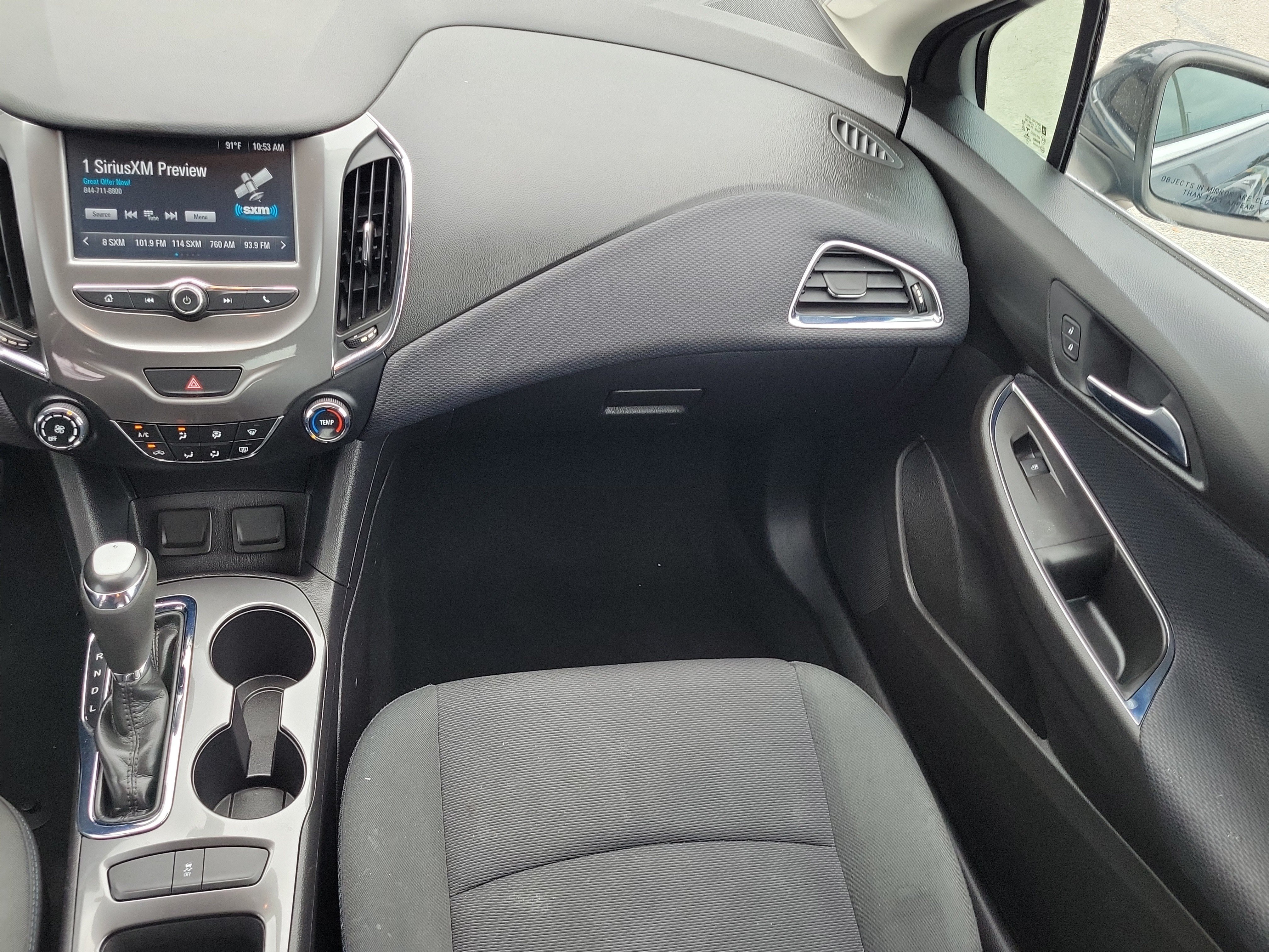 Used 2018 Chevrolet Cruze LT FWD image 16