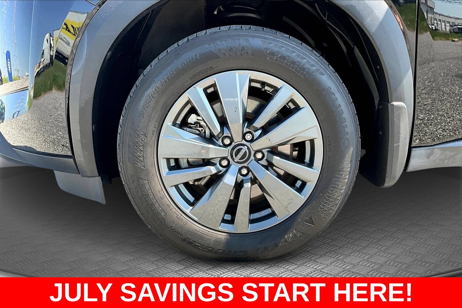 Used 2024 Nissan Pathfinder SV AWD/4WD image 43