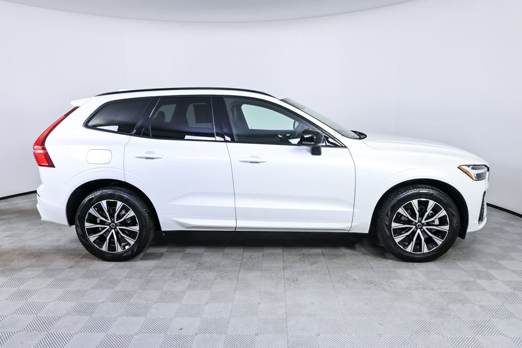Certified 2025 Volvo XC60 B5 Core AWD/4WD image 28
