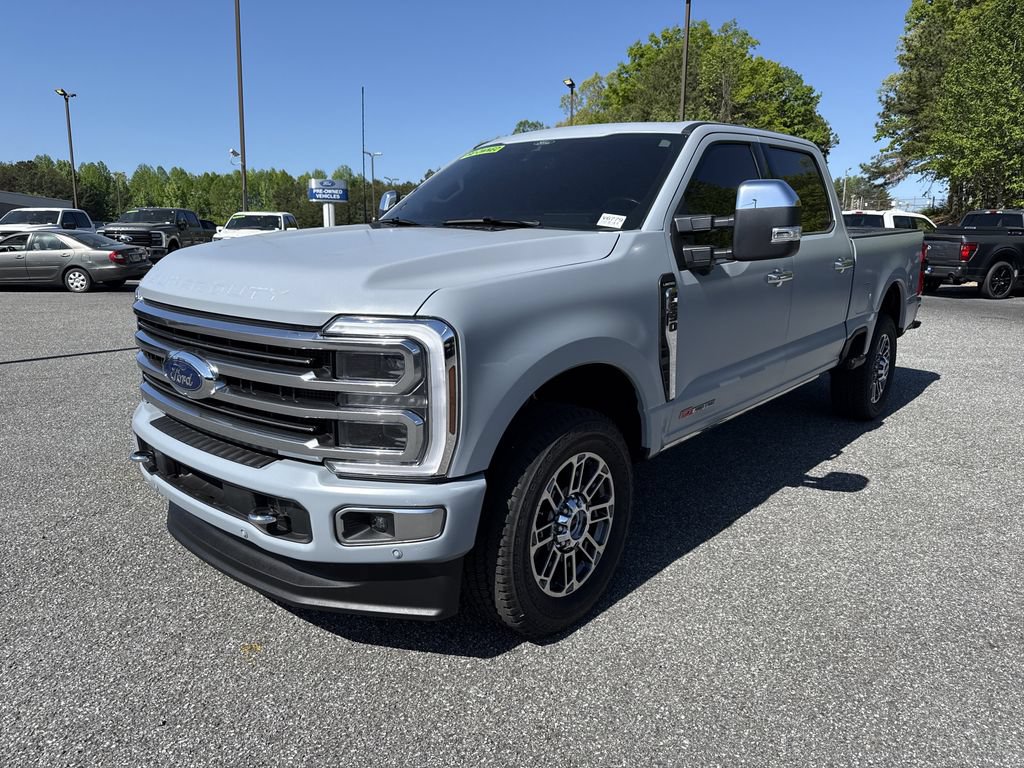 Used 2024 Ford F250 Limited w/ FX4 Off-Road Package AWD/4WD video 3