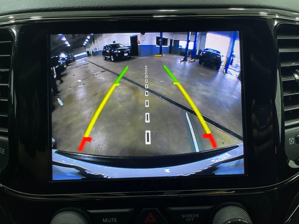 Used 2020 Jeep Grand Cherokee Limited X image 11