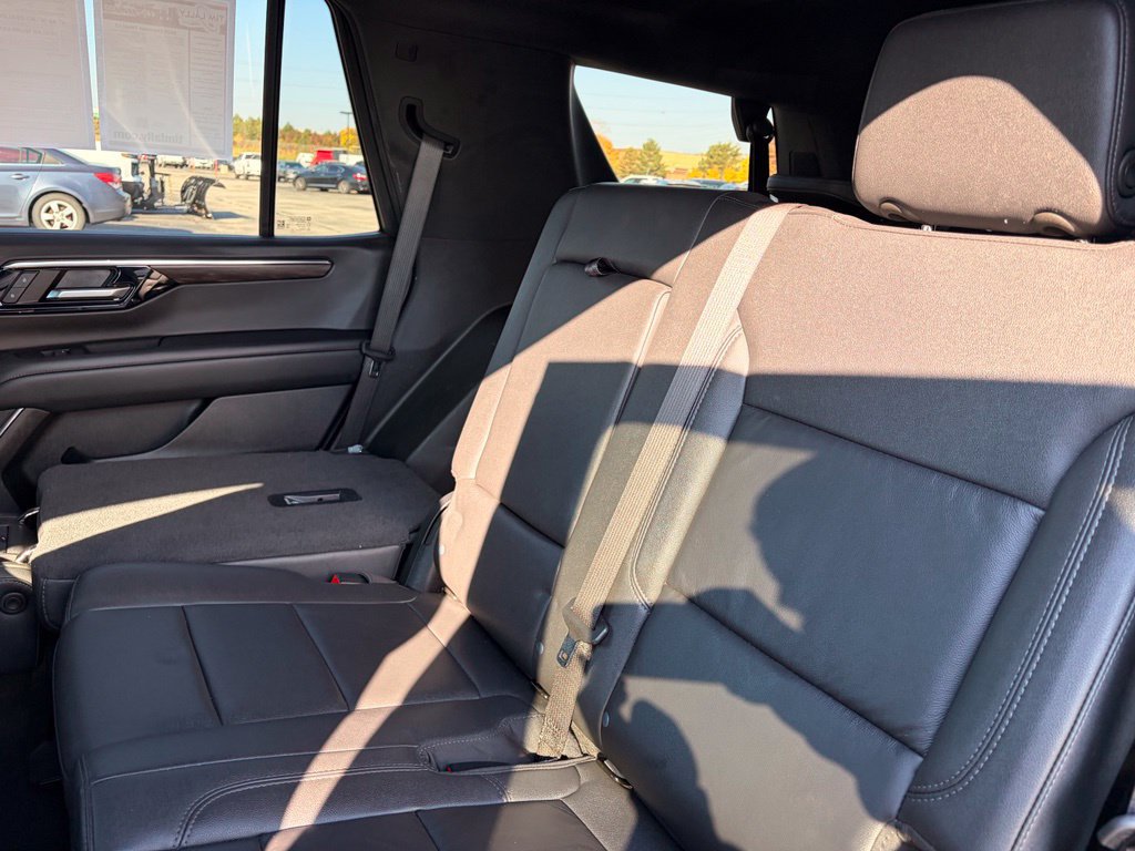 Used 2025 Chevrolet Tahoe LT AWD/4WD image 24