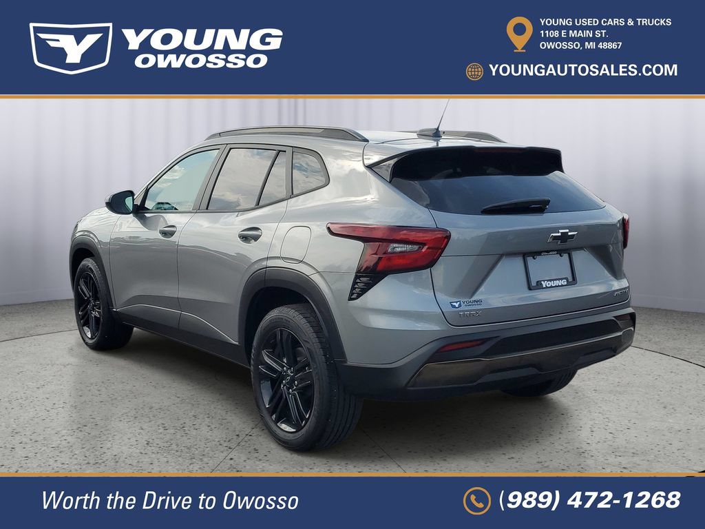 Certified 2025 Chevrolet Trax ACTIV w/ Sunroof Package FWD image 4
