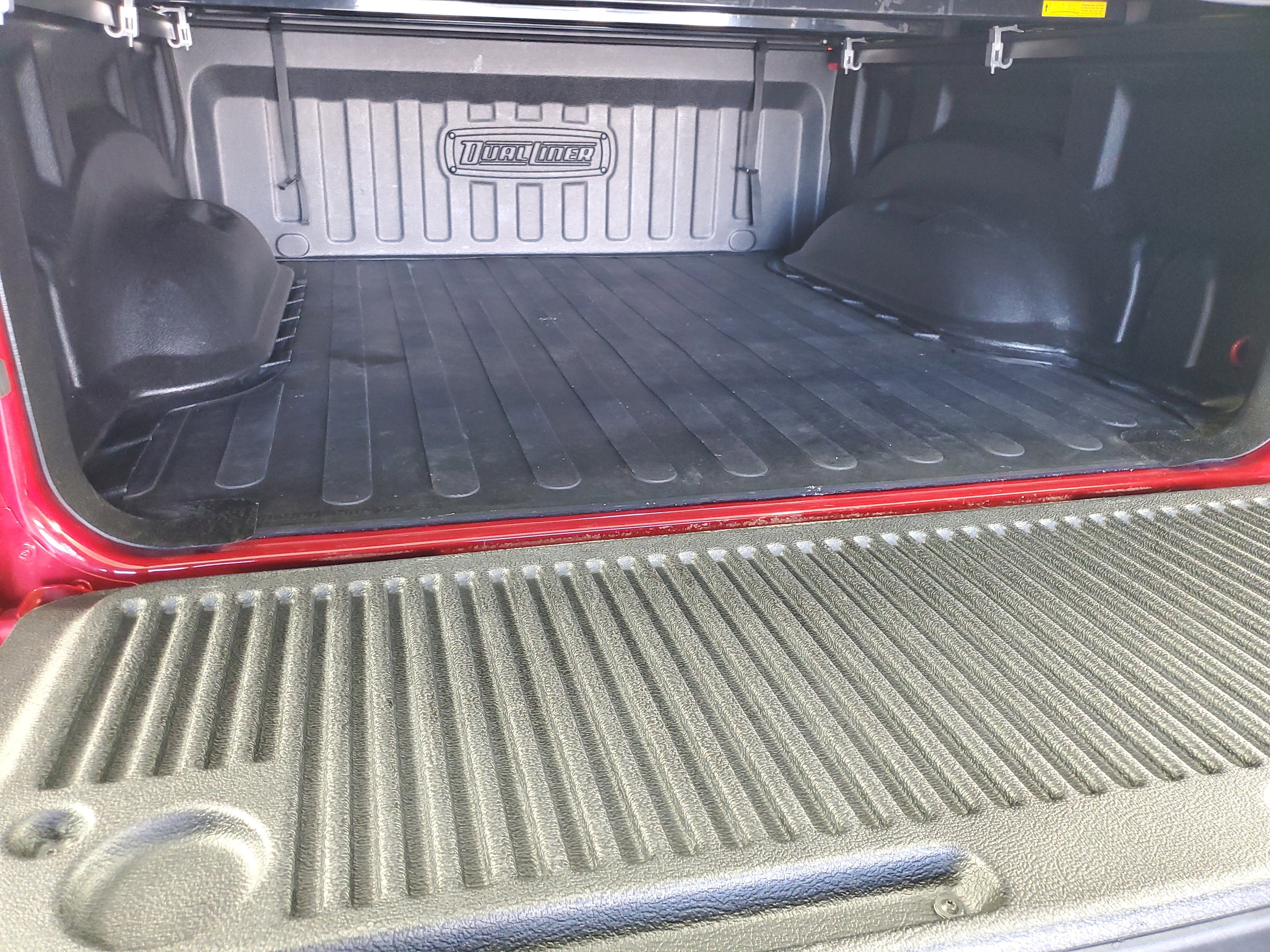 Used 2022 RAM 1500 Big Horn w/ Built-to-serve Edition image 32