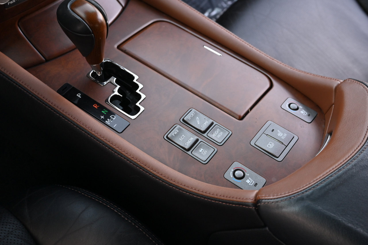 Used 2011 Lexus LS 460 w/ Sport Pkg RWD image 20