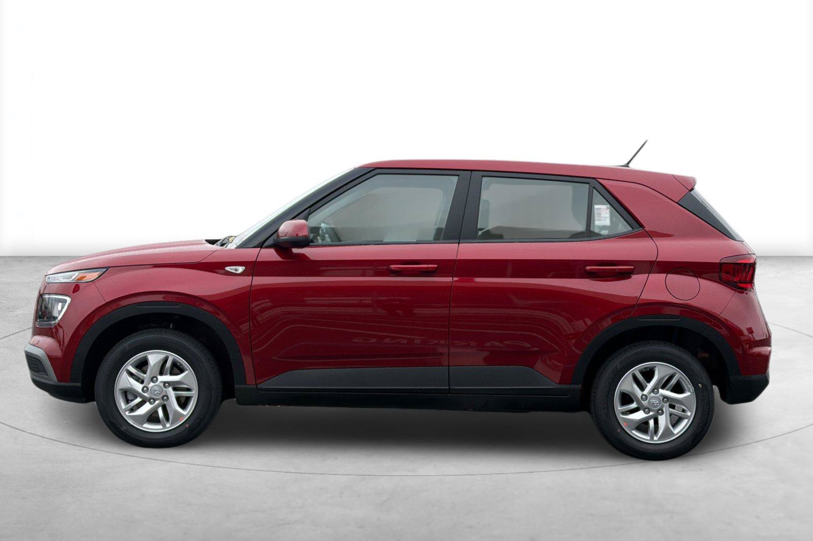 Used 2026 Hyundai Venue SE FWD image 3
