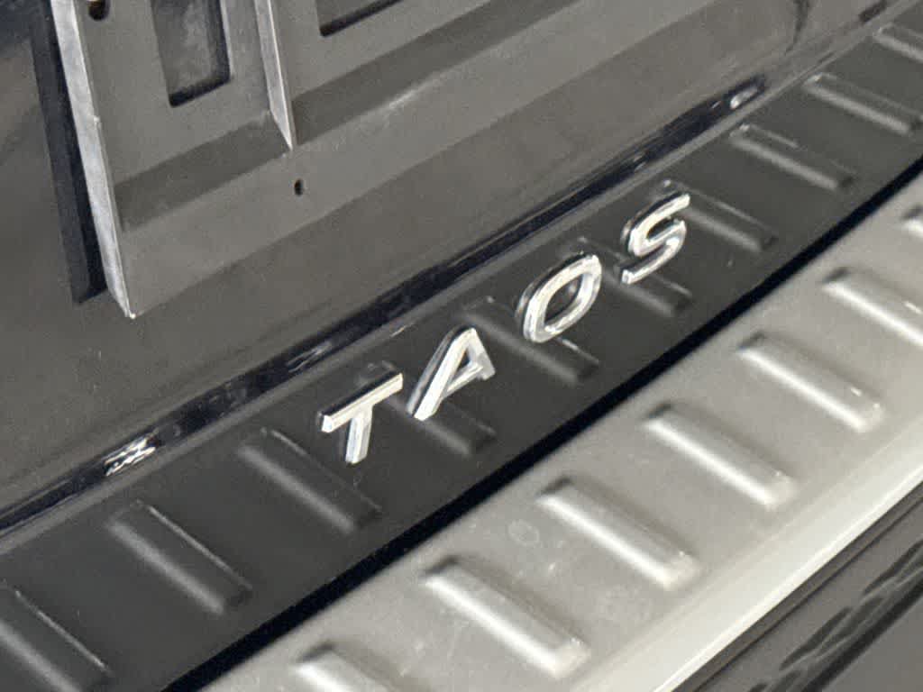 Used 2024 Volkswagen Taos S FWD image 10