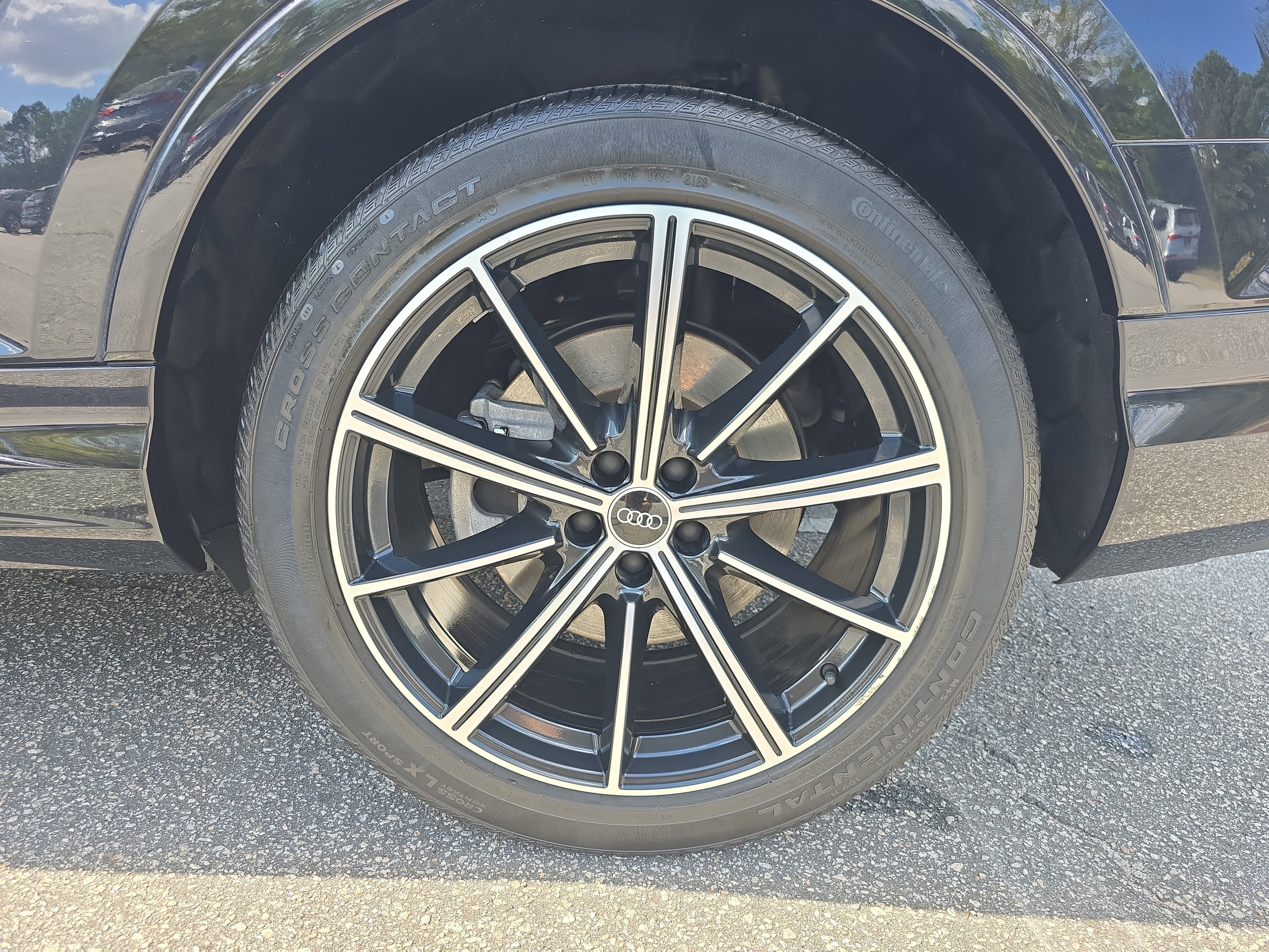 Used 2021 Audi Q7 3.0T Prestige image 32