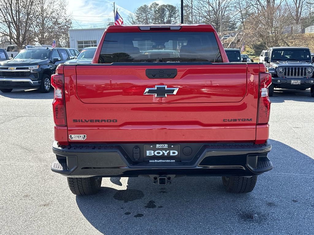 New 2025 Chevrolet Silverado 1500 Custom Trail Boss w/ LPO, Dark Essentials Package image 8