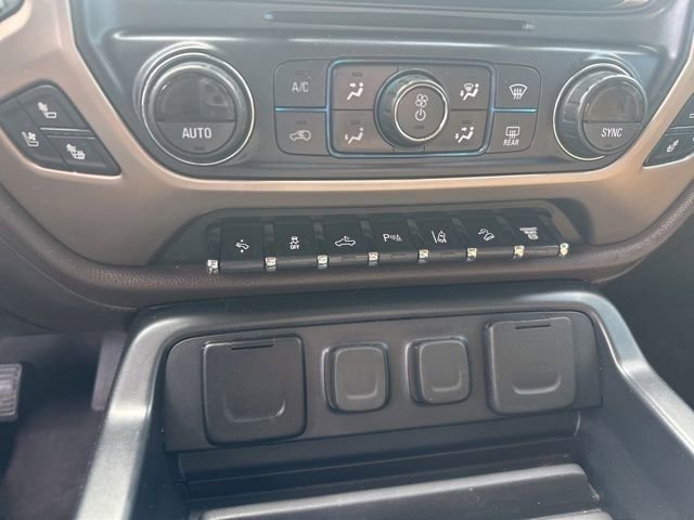 Used 2018 GMC Sierra 3500 Denali w/ Duramax Plus Package image 21