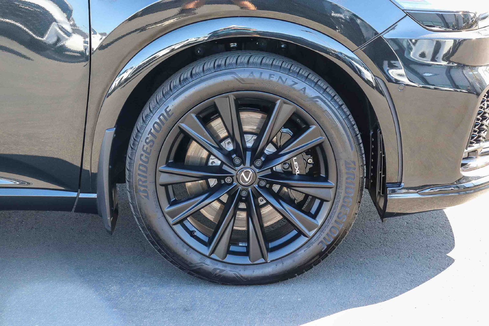 Certified 2024 Lexus RX 500h F Sport w/ Convenience Package AWD/4WD image 10