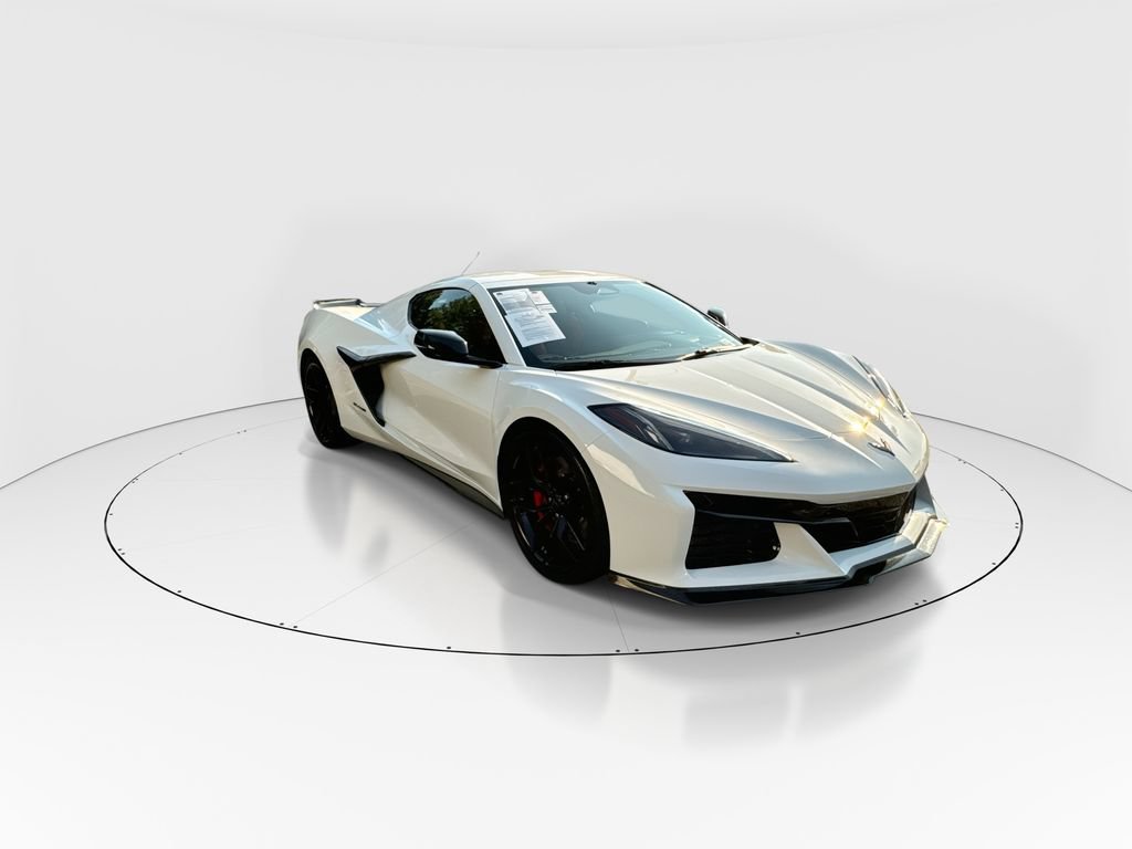 Used 2026 Chevrolet Corvette Z06 w/ Stealth Interior Trim Package RWD image 2