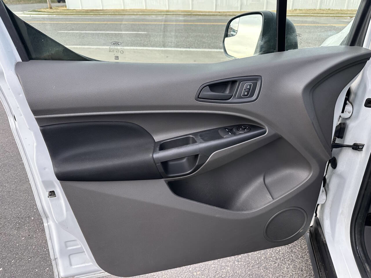 Used 2019 Ford Transit Connect XL image 14
