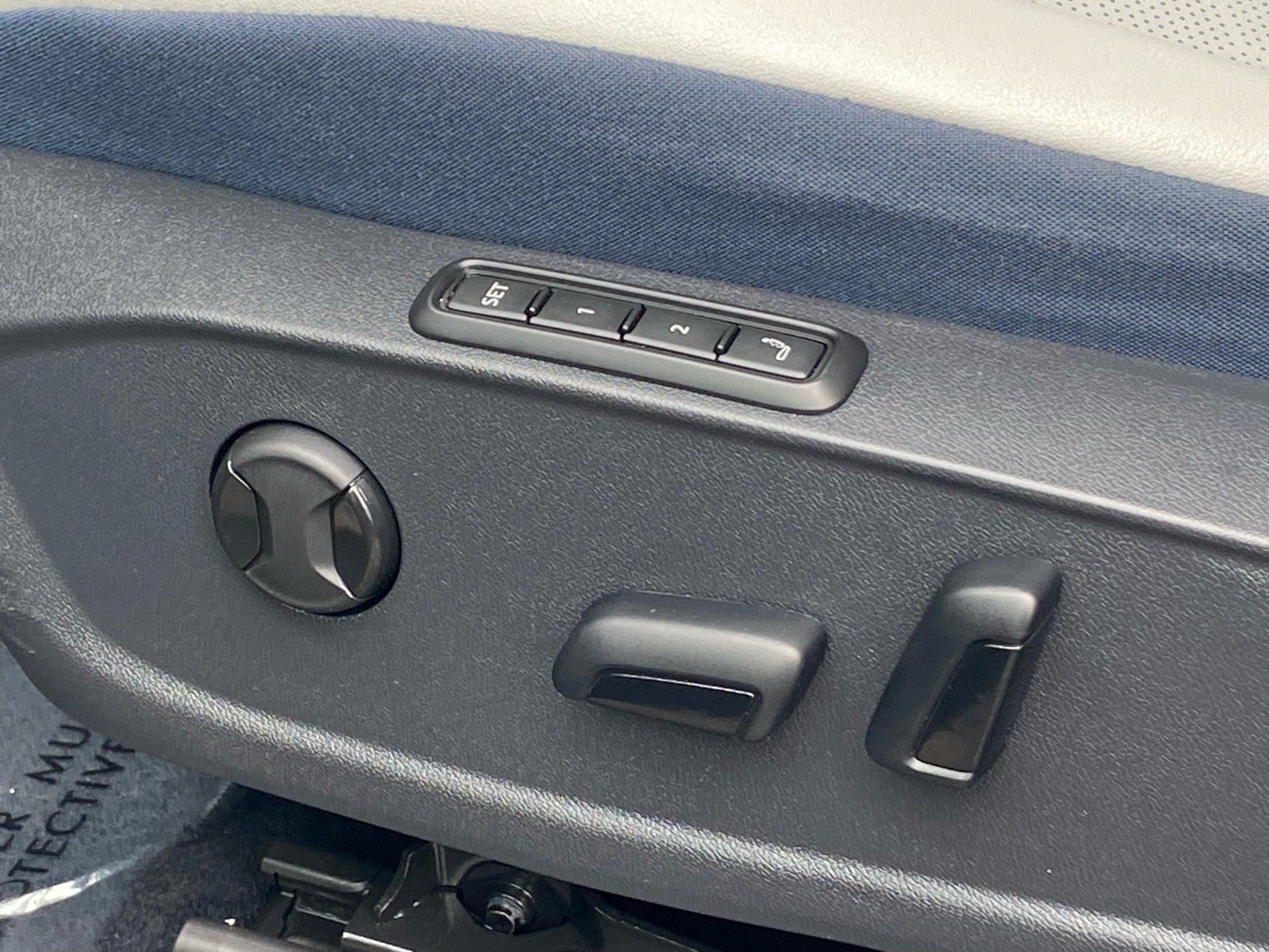 Certified 2024 Volkswagen ID.4 S RWD image 12