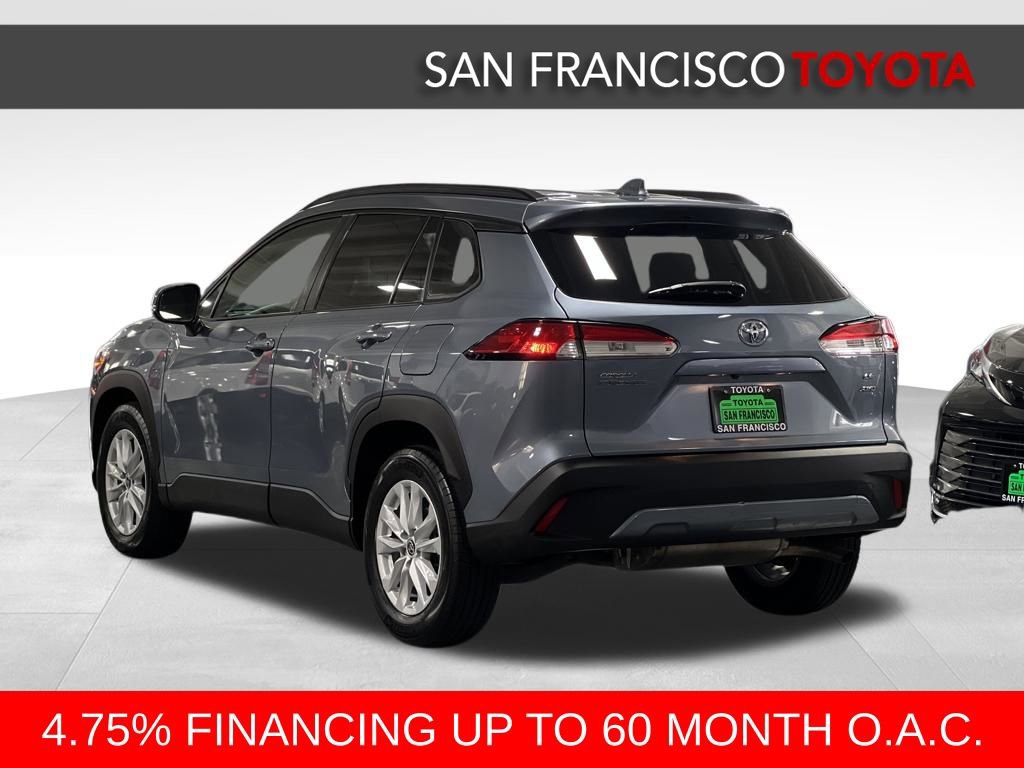 Certified 2023 Toyota Corolla Cross LE image 3