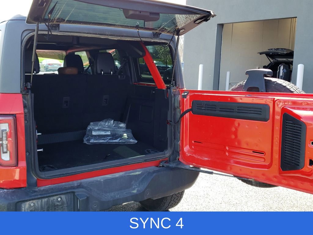 Used 2024 Ford Bronco Outer Banks image 8