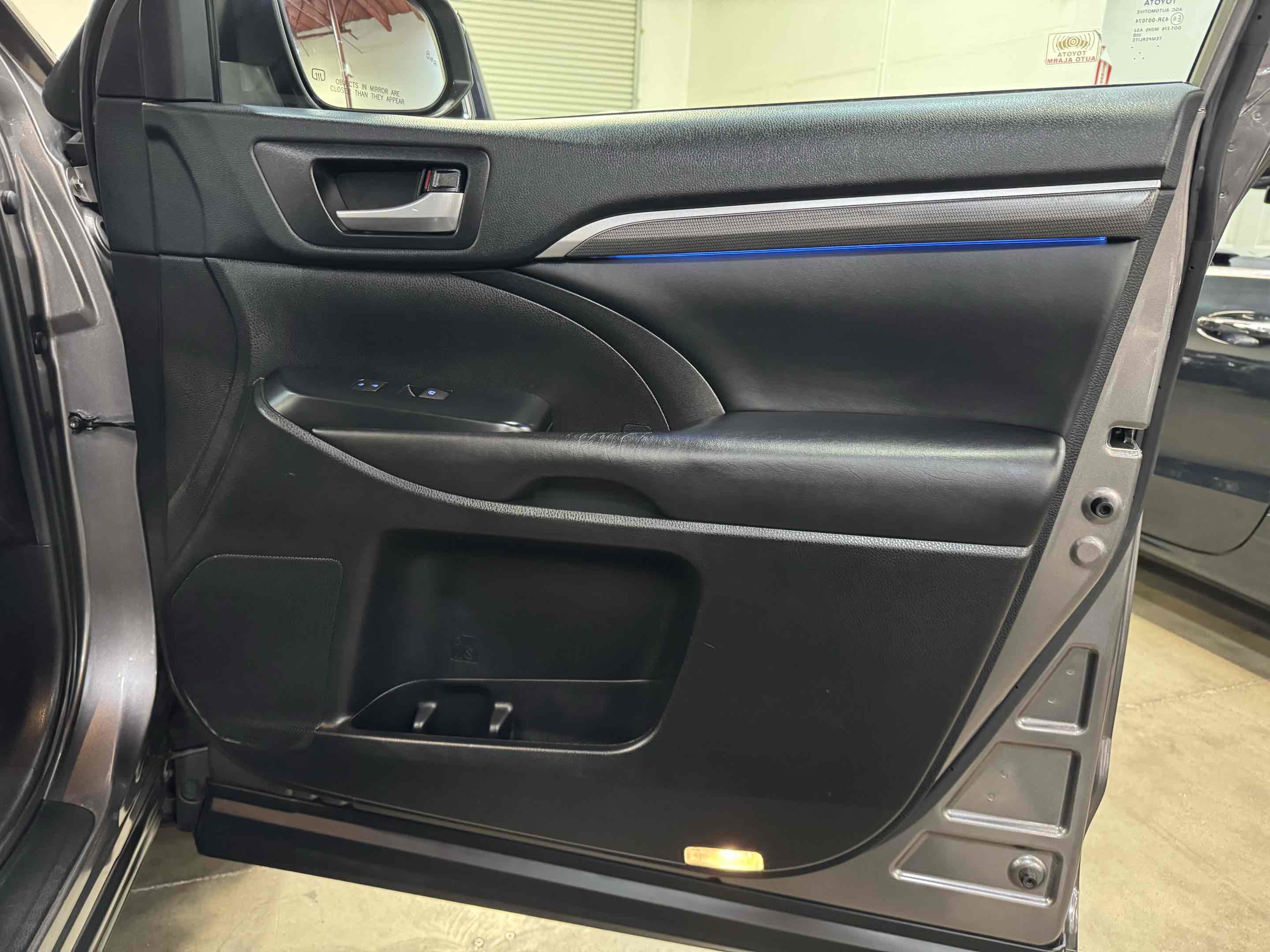 Used 2019 Toyota Highlander XLE image 78