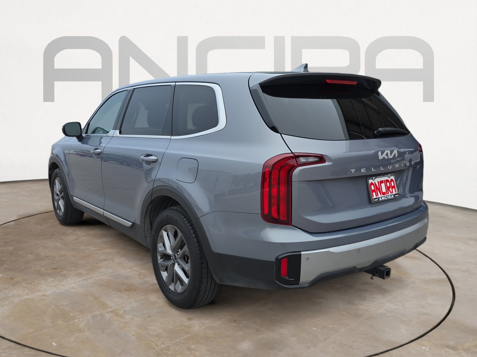 Certified 2024 Kia Telluride LX image 6