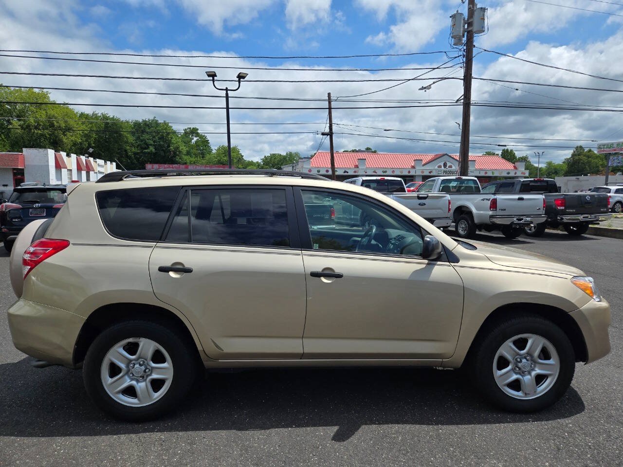 Used 2011 Toyota RAV4 4WD w/ Base L4 Extra Value Pkg image 5
