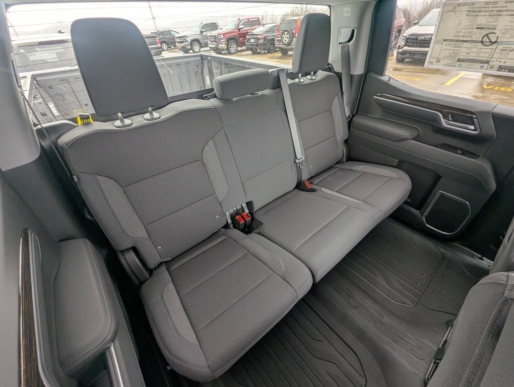 New 2026 GMC Sierra 1500 SLE w/ X31 Off-Road Package image 17