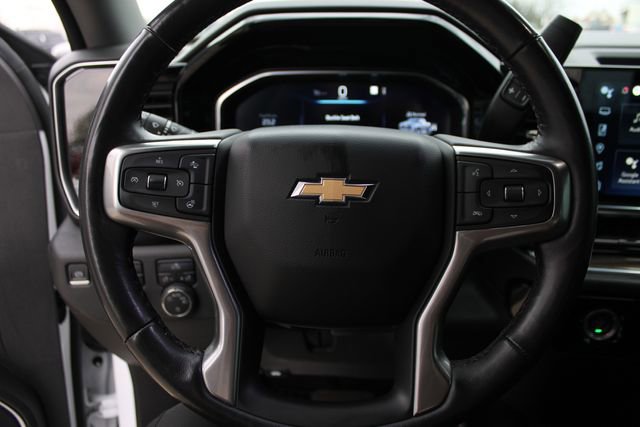 Used 2022 Chevrolet Silverado 1500 LT image 12