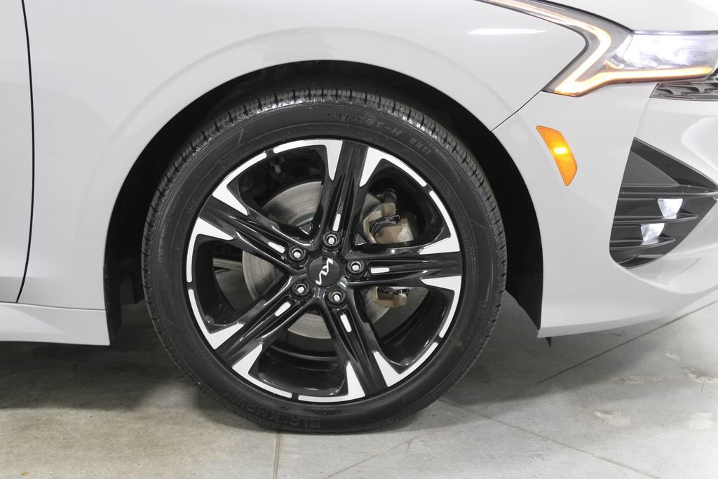 Used 2024 Kia K5 GT-Line w/ GT-Line Premium Package FWD image 13