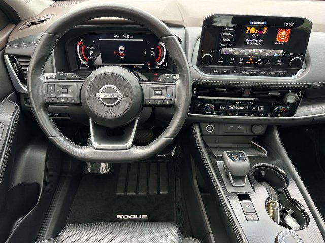 Used 2023 Nissan Rogue Platinum w/ Platinum Premium Package AWD/4WD image 3