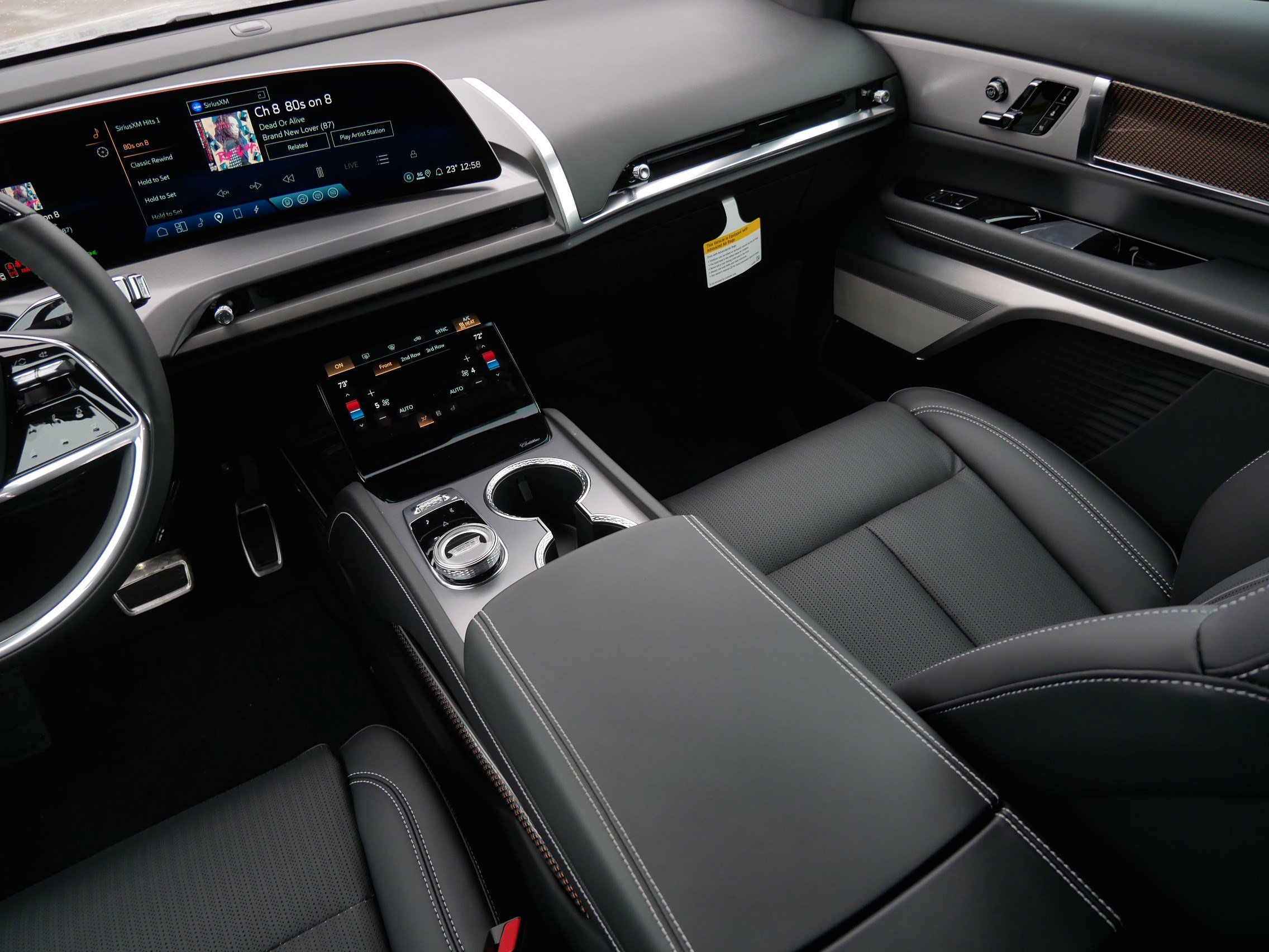 New 2026 Cadillac Vistiq Luxury image 9