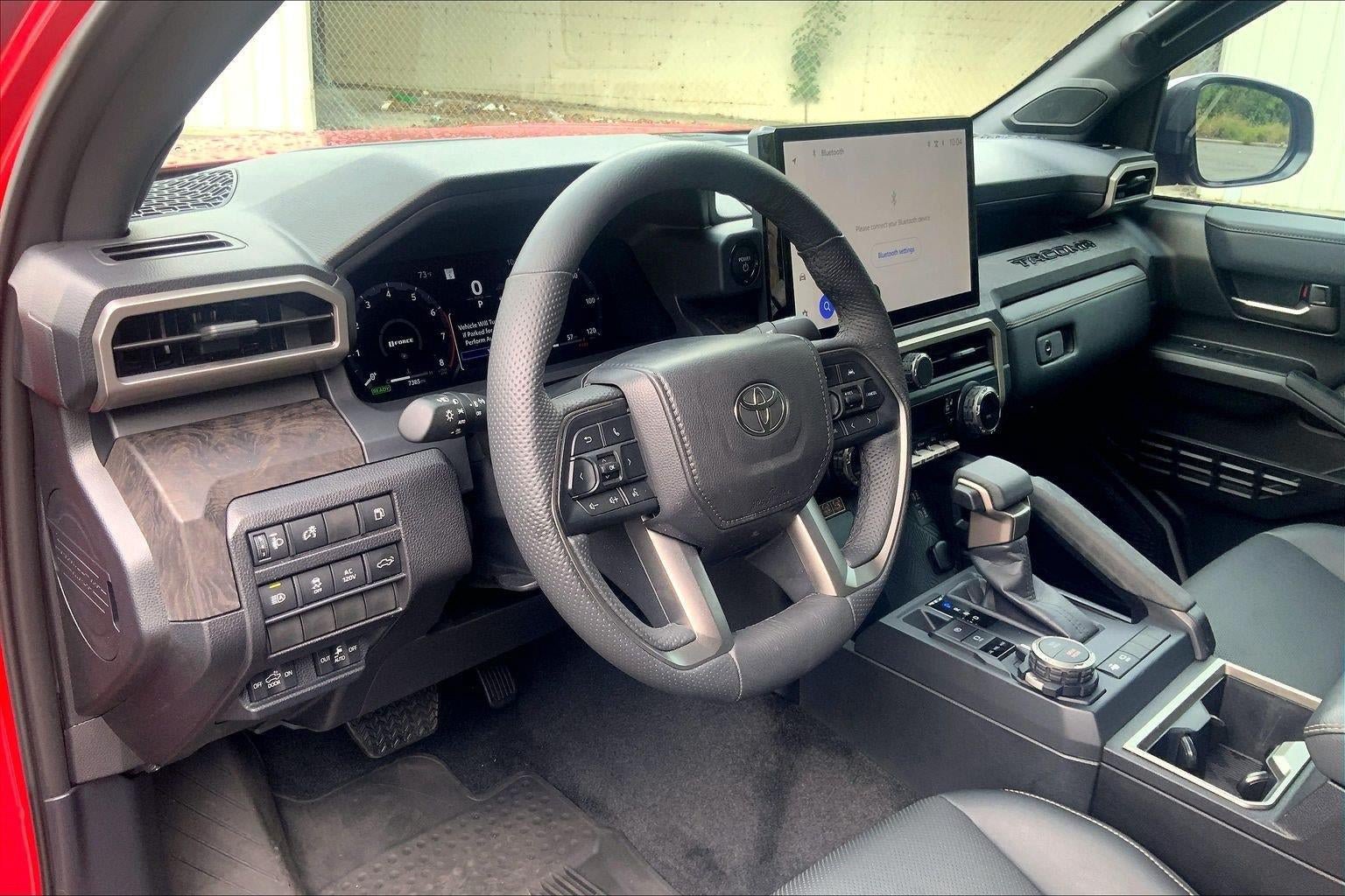 Used 2025 Toyota Tacoma Limited AWD/4WD image 15