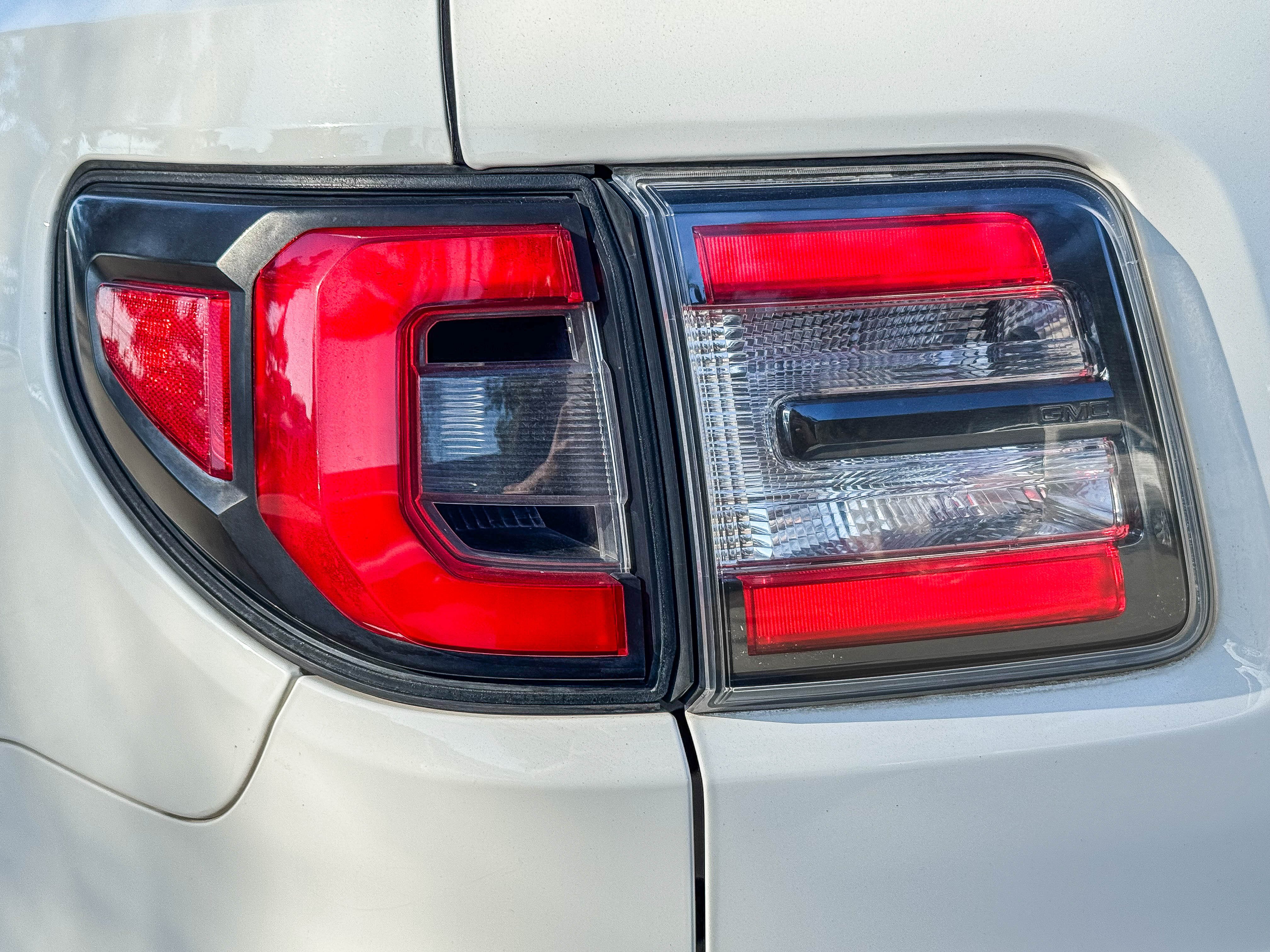 Used 2014 GMC Acadia SLT FWD image 9