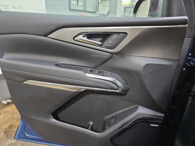 Used 2024 Chevrolet Traverse LT w/ Enhanced Driving Package image 31