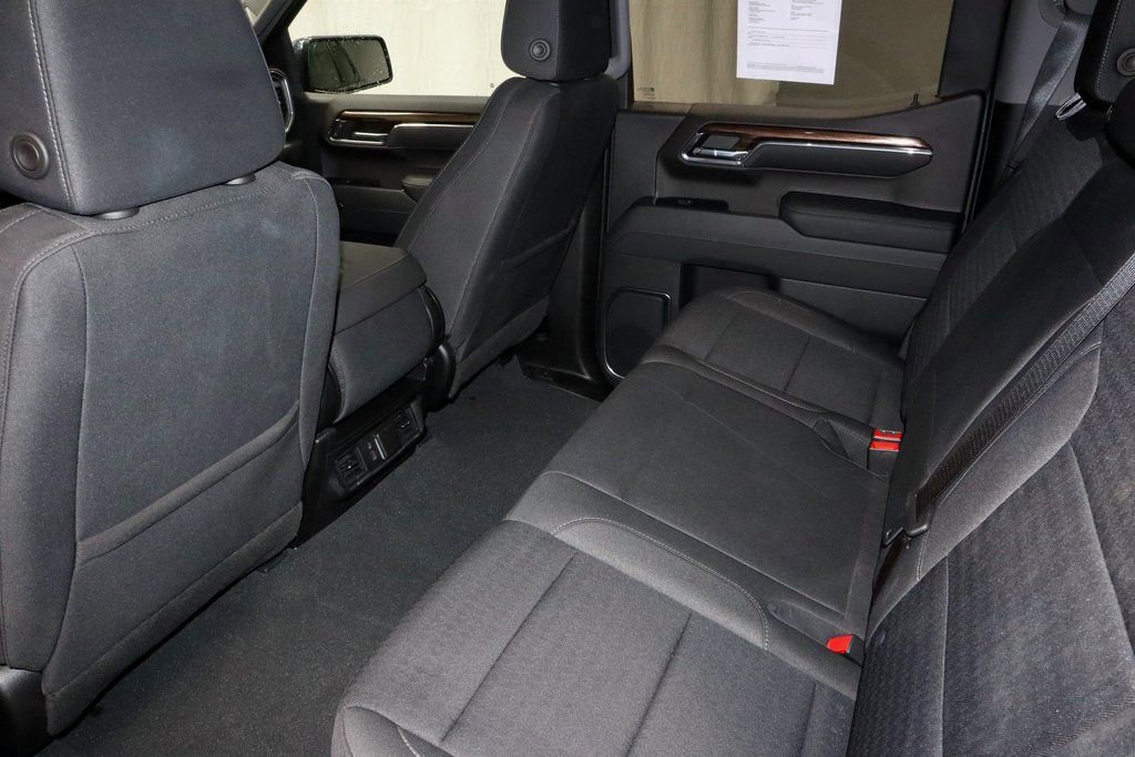 Used 2023 Chevrolet Silverado 1500 LT image 20