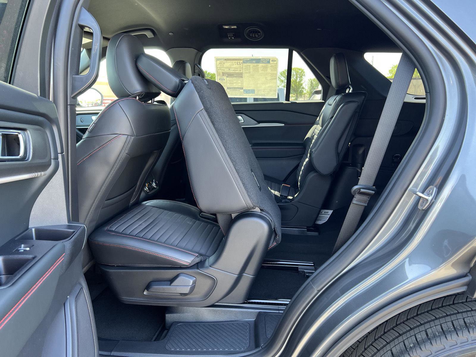 New 2026 Ford Explorer ST-Line AWD/4WD image 43