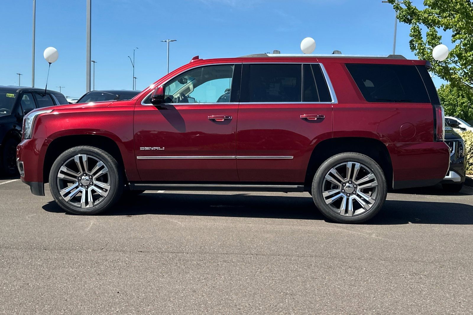 Used 2018 GMC Yukon Denali w/ Denali Ultimate Package AWD/4WD image 7