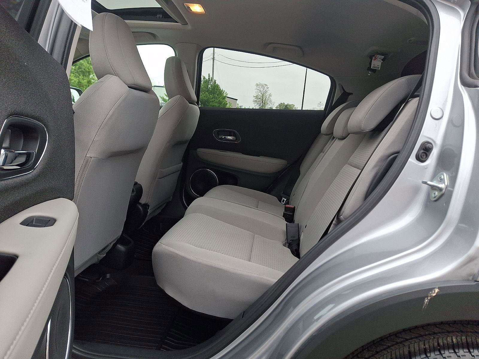 Used 2022 Honda HR-V EX image 10