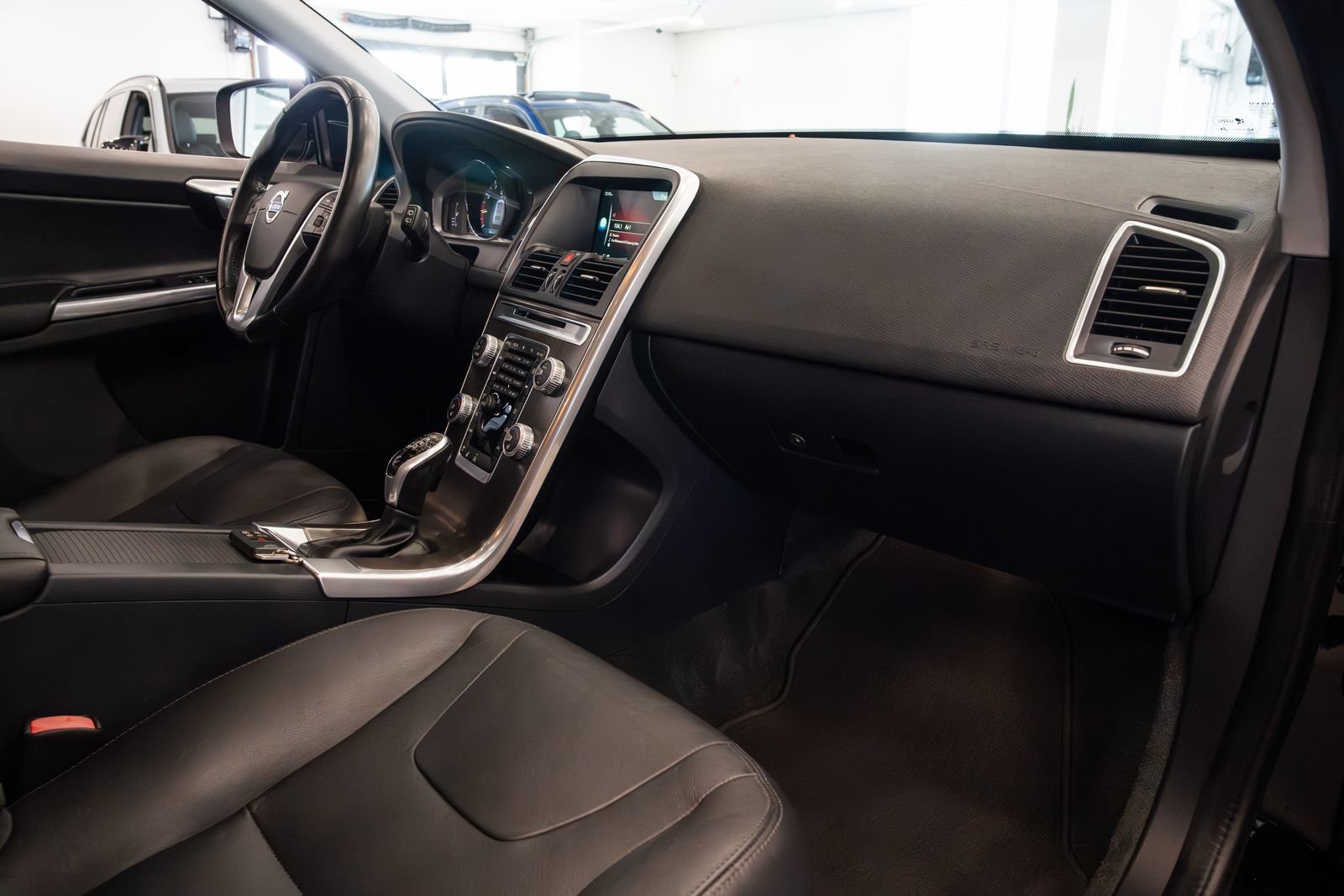 Used 2015 Volvo XC60 T5 Premier FWD image 25
