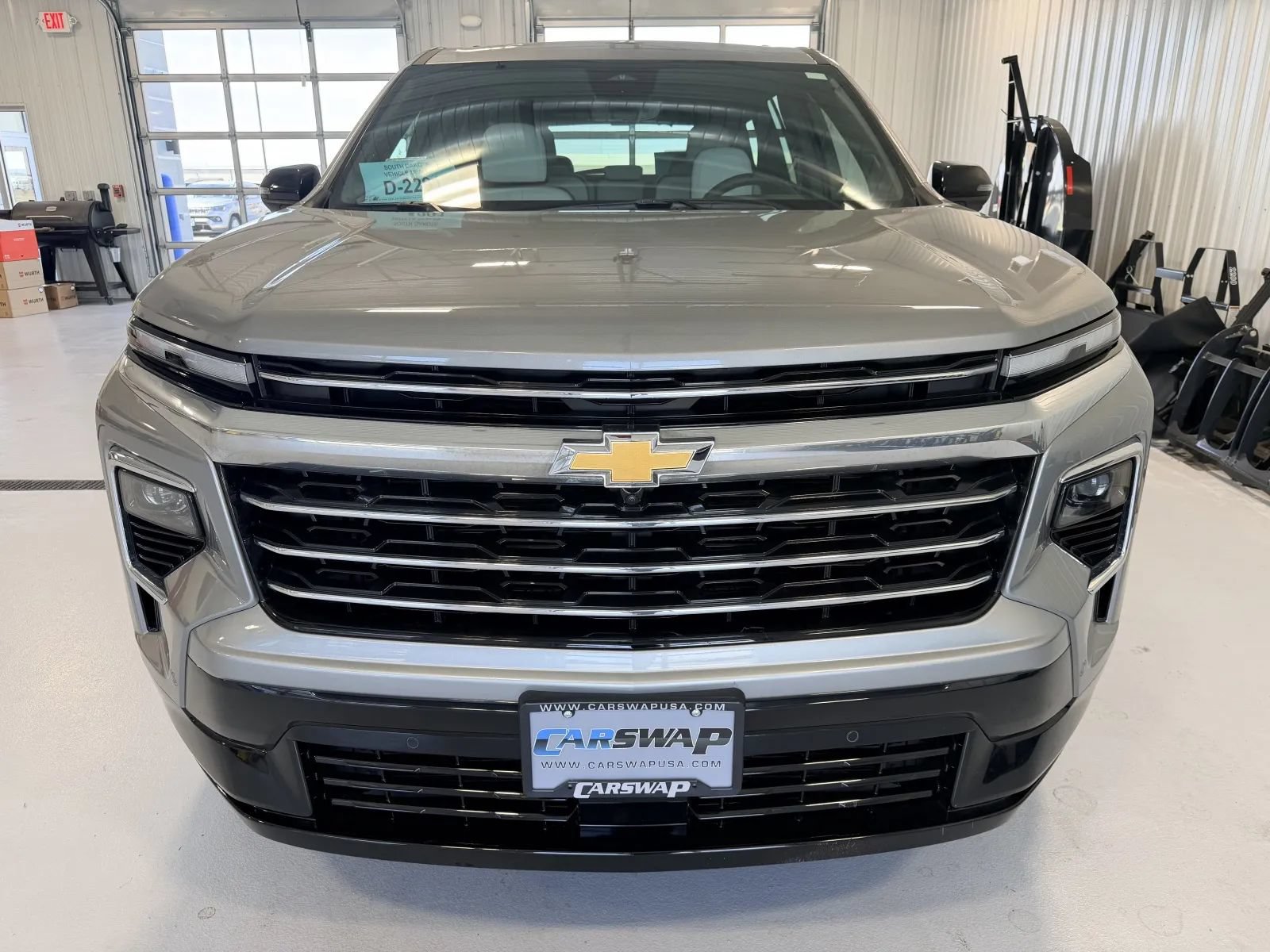 Used 2025 Chevrolet Traverse High Country w/ LPO, Cargo Package AWD/4WD image 7