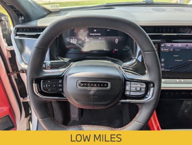 Used 2025 Jeep Wagoneer S Launch Edition AWD/4WD image 14