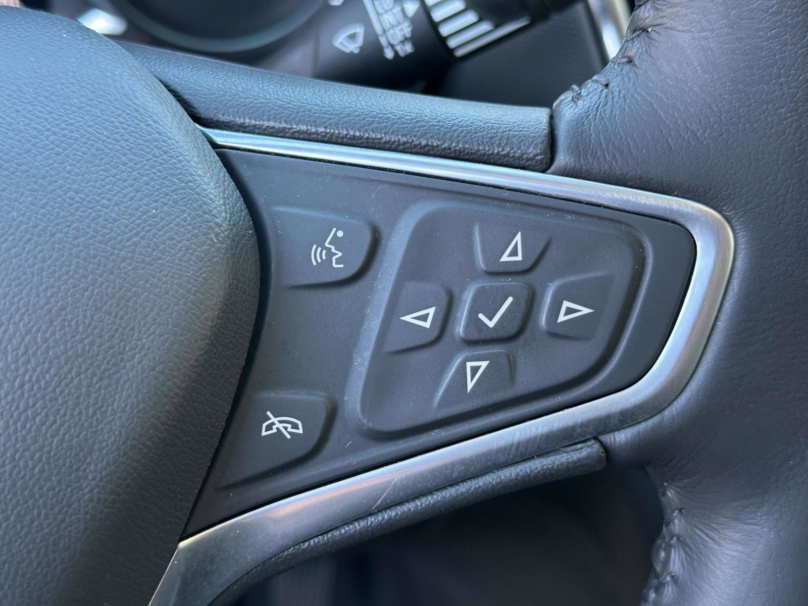 Used 2022 Chevrolet Equinox LT image 21